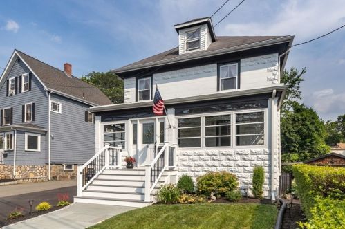 81 Nahant St, Wakefield, MA 01880-3333