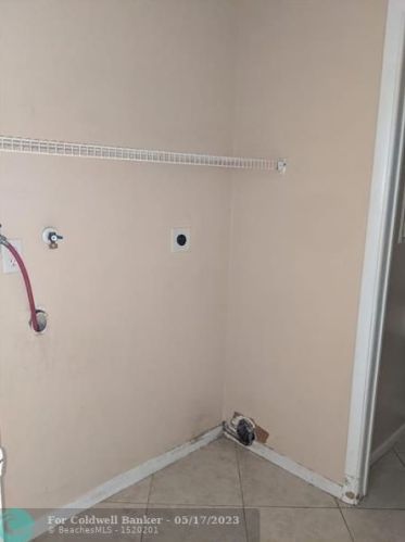 2013 Oleander Blvd, Fort Pierce FL  34950-5350 exterior