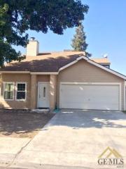 3521 Starwood Ln, Bakersfield, CA 93309-6484