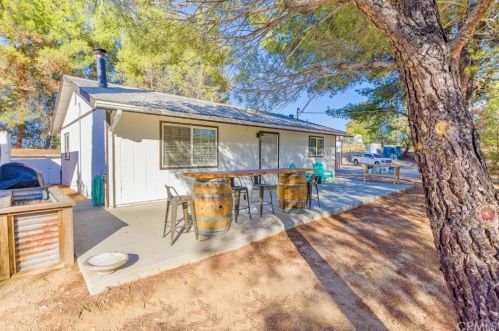 2655 Geneseo Rd, Lake Nacimiento CA  93446-7370 exterior