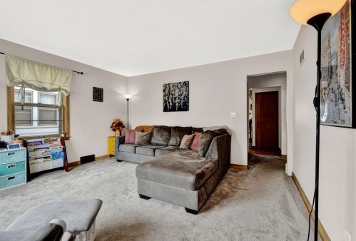 209 70, Milwaukee WI 53218-1815 exterior