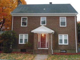 54 Walker St, Manchester, CT 06040-4330