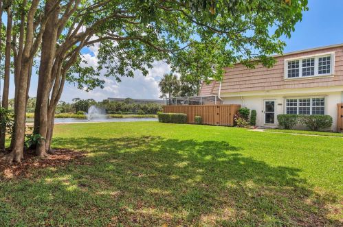 4280 Hazel Ave, West Palm Beach, FL 33410-2671
