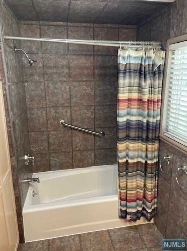 1130 Magnolia Rd, Teaneck NJ  07666-2744 exterior