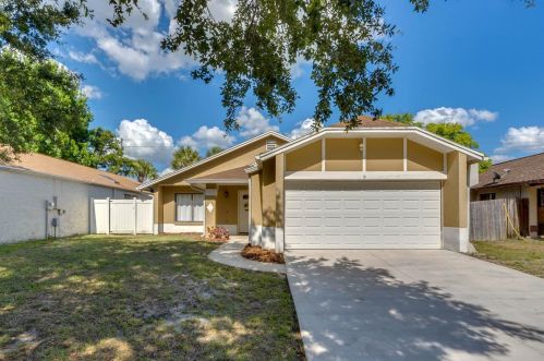 429 Blue Jacket Ln, Orlando, FL 32825-3337