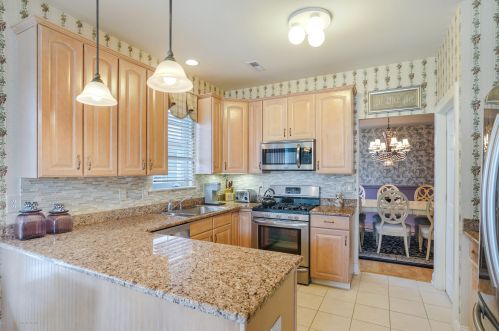 446 Monticello Ln, Lakewood NJ  08701-5790 exterior