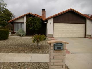 1980 Flame Tree Way, Hemet CA  92545-7829 exterior
