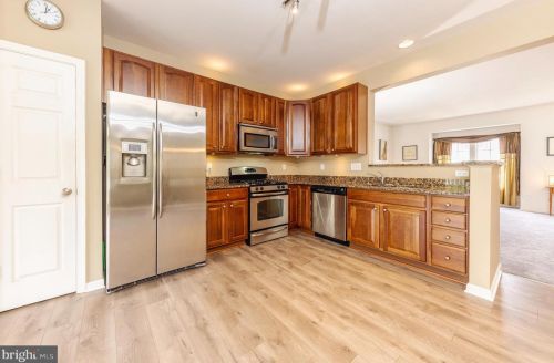 108 South Ave, Swedesboro, NJ 08085-1686