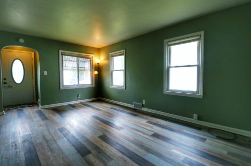 4006 30th Ave, Kenosha, WI 53144-1902
