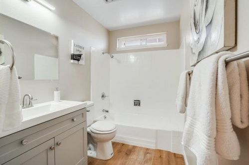 464 Yellowstone Dr, South San Francisco CA  94080-4235 exterior