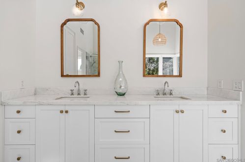 3355 Dove Hollow Rd, Encinitas CA  92024-7240 exterior