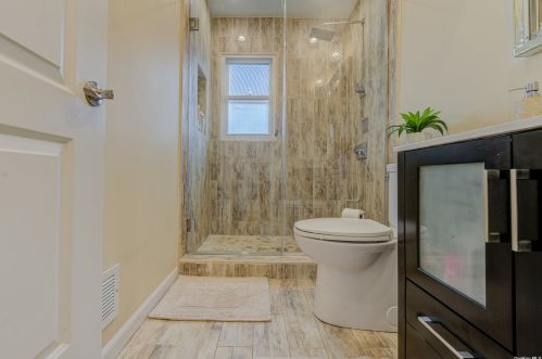 5 Monaco Ave, Floral Park NY  11003-4209 exterior