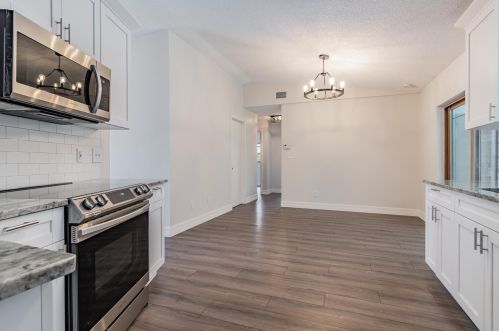 21637 Southwood Dr, Lutz FL  33549-4127 exterior