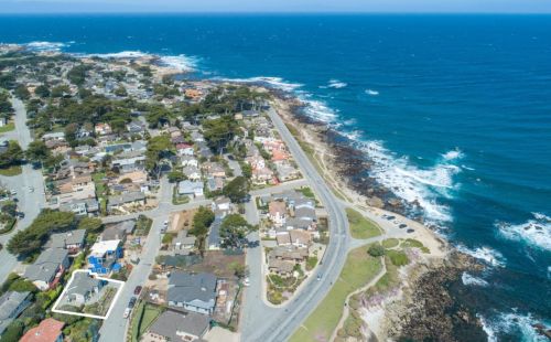 925 Balboa Ave, Del Monte Park CA  93950-2203 exterior