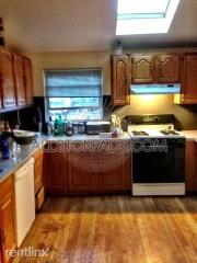 173 Cambridge St, Boston MA  02114-2705 exterior