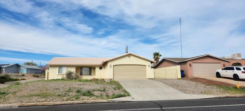1000 Thunderbolt Ave, Lake Havasu City, AZ 86406-7811