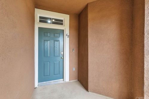 17967 Lost Canyon Rd, Santa Clarita, CA 91387-8285