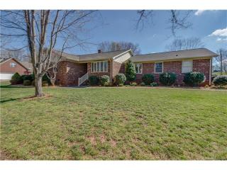 2650 Fines Creek Dr, Statesville, NC 28625-4441