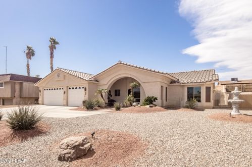 3580 Saratoga Ave, Lake Havasu City, AZ 86406-6244
