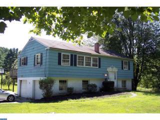 292 Hurley Rd, Romansville, PA 19320-1526