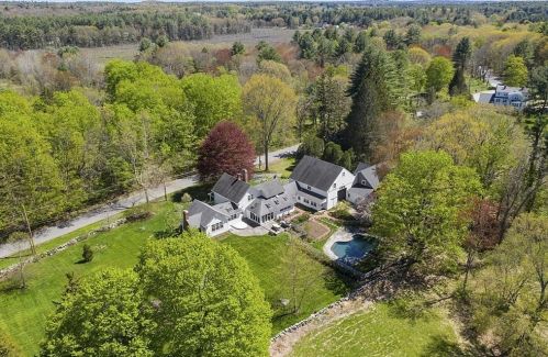 646 South St, Carlisle, MA 01741-1511