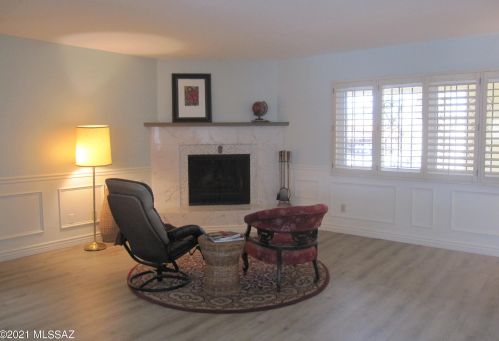 735 Abrego Dr, Green Valley, AZ 85614-3327