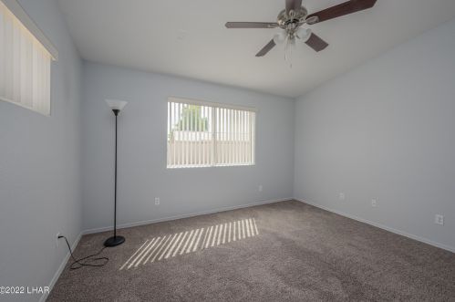 1966 Pyramid Lake Pl, Bullhead City AZ 86426-6777 exterior