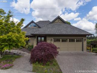 9750 160th Ave, Beaverton, OR 97007-6133