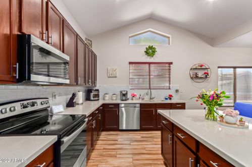 10517 Magnolia St, Tolleson AZ  85353-5623 exterior