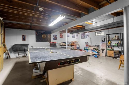 338 Crestway Rd, Englewood OH  45315-9702 exterior