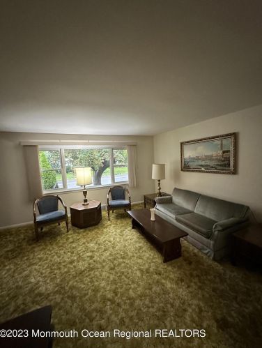 40 Wall St, West Long Branch NJ  07764-1846 exterior