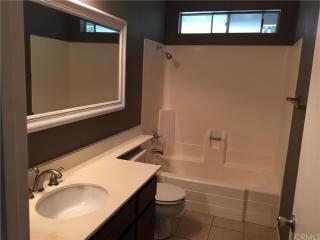 29921 Villa Alturas Dr, Temecula CA  92592-2101 exterior