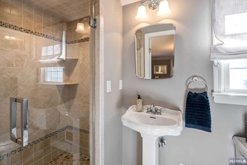 139 Grant St, Ridgewood NJ  07450-4008 exterior