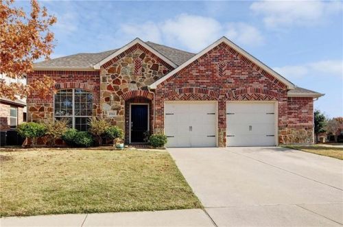 1911 Fairlake Dr, St Paul, TX 75098-5548