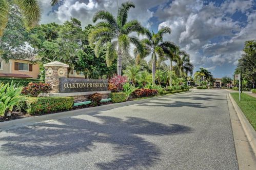 8324 Cocoplum Sound Ln, West Palm Beach, FL 33411-2057