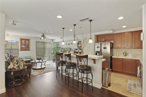 18206 Garmetta Way, Lathrop CA  95330-8530 exterior