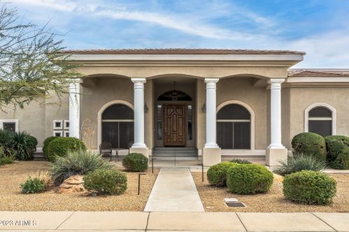 24431 45th Ln, Glendale, AZ 85310-3135