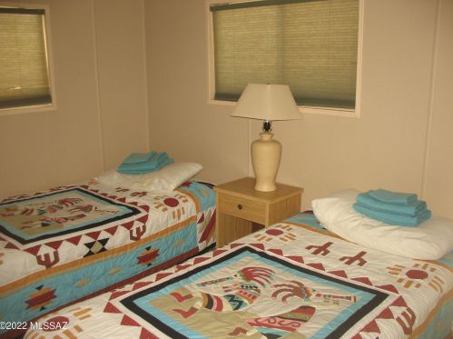 5425 Lazy S St, Tucson AZ  85713-6304 exterior