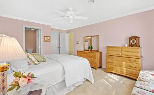 608 Gander Cir, Bridgeville PA  15017-3428 exterior