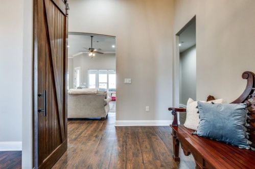 9101 Cleaver Ln, Terrell, TX 75160-0839