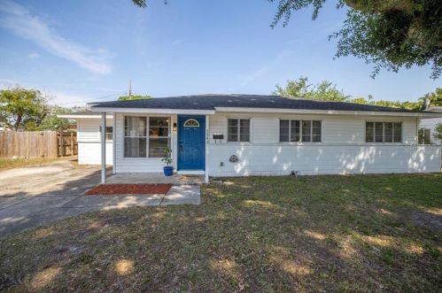 7543 Meadowlawn Dr, Saint Petersburg, FL 33702-5027