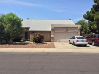 7422 Krall St, Glendale, AZ 85303-3539