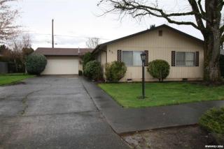 4185 Carson Dr, Salem, OR 97317-6142