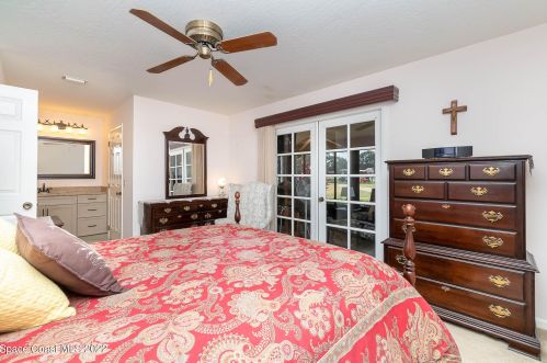 1306 Independence Ave, Melbourne FL  32940-6716 exterior