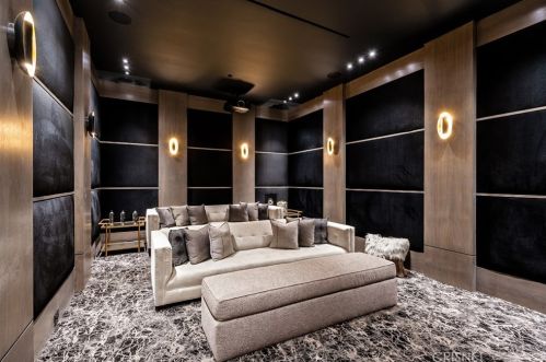 4508 Haskell Ave, Van Nuys CA  91436-3148 exterior