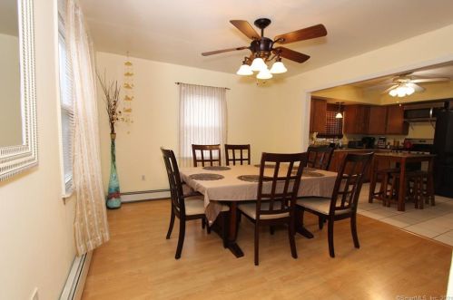 154 Glenbrook Rd, Bridgeport, CT 06610-1149