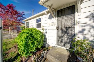 7850 Martin Luther King Jr Way, Seattle, WA 98118-4068