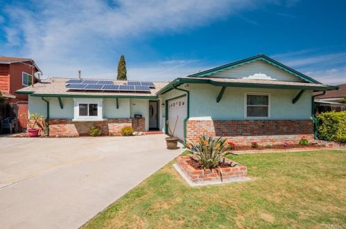 576 Herbert St, El Cajon, CA 92020-6419