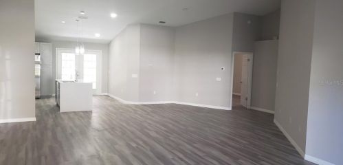 6382 Forestwood Dr, Lakeland FL 33811-2405 exterior