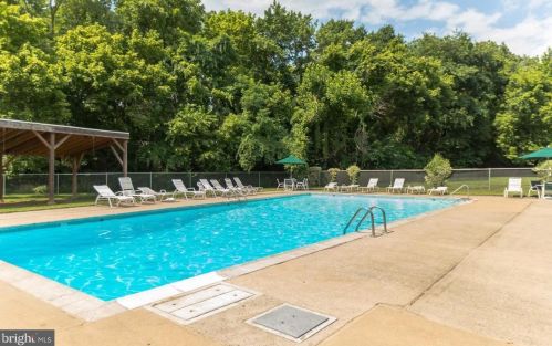 86 Hampstead Dr, Prospectville, PA 19002-4944